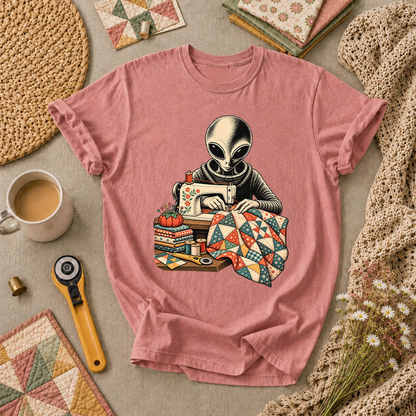 Alien Sewing Machine Quilter T-Shirt - Heather Mauve