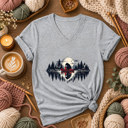 Bear Canoe Lake Reflection Women's V-Neck - Athletic Heather