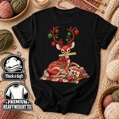 Christmas Reindeer With Ornament Antlers And Quilt T-Shirt - Black