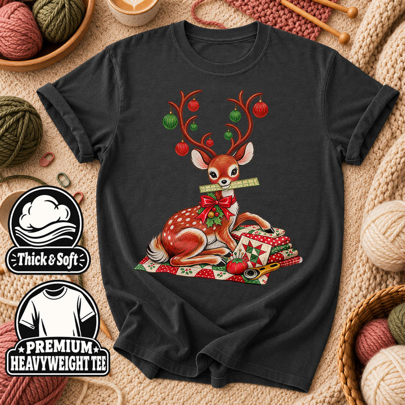 Christmas Reindeer With Ornament Antlers And Quilt T-Shirt - Dark Heather Grey