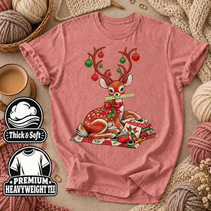 Christmas Reindeer With Ornament Antlers And Quilt T-Shirt - Heather Mauve