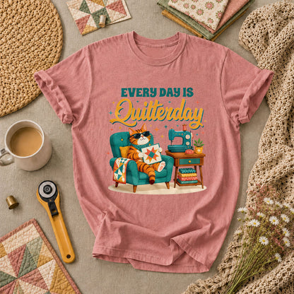 Every Day Is Quilterday Cat Sewing Machine T-Shirt - Heather Mauve