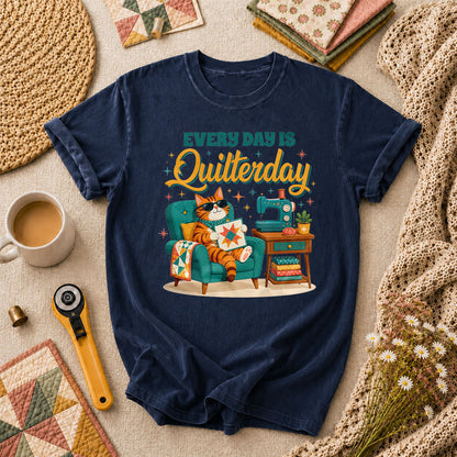 Every Day Is Quilterday Cat Sewing Machine T-Shirt - Navy