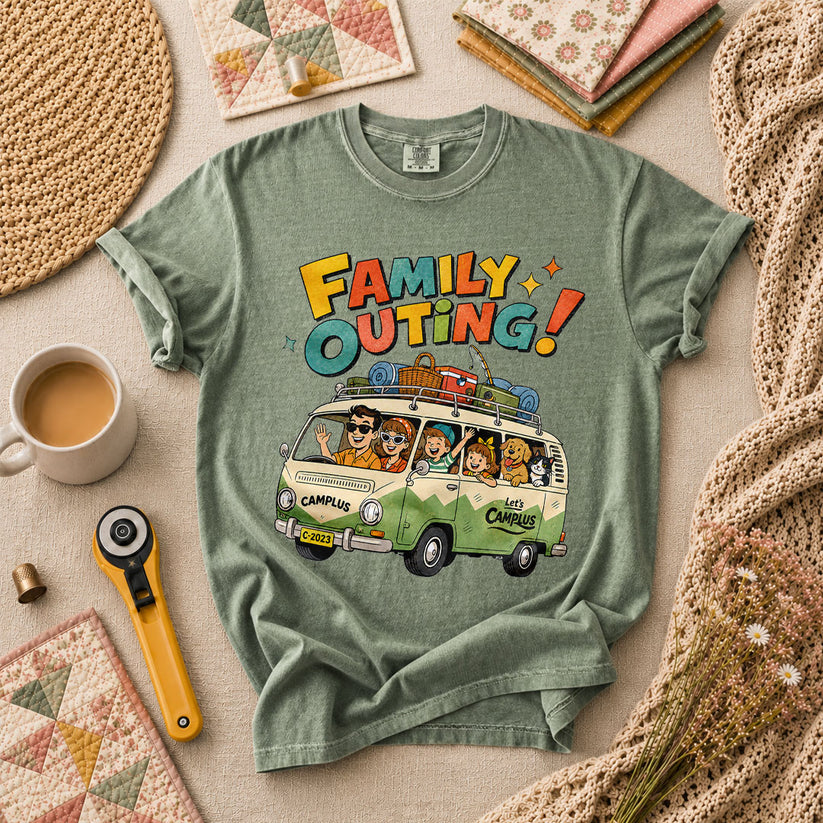 Family Outing Camping Van T-Shirt - Forest Green