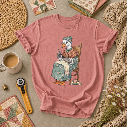 Grandma Goose Knitting Rocking Chair Vintage T-Shirt - Heather Mauve