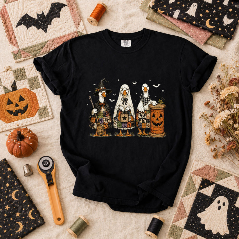 Halloween Quilting Geese Trio Ghost T-Shirt - Black