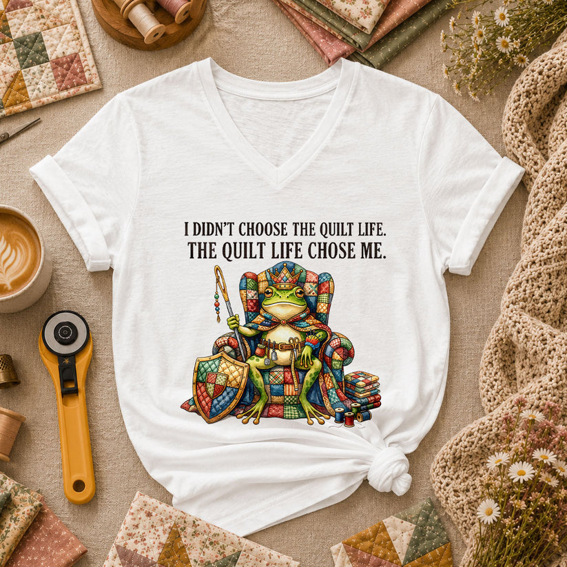 I Didnt Choose The Quilt Life Frog King Women's V-Neck - White