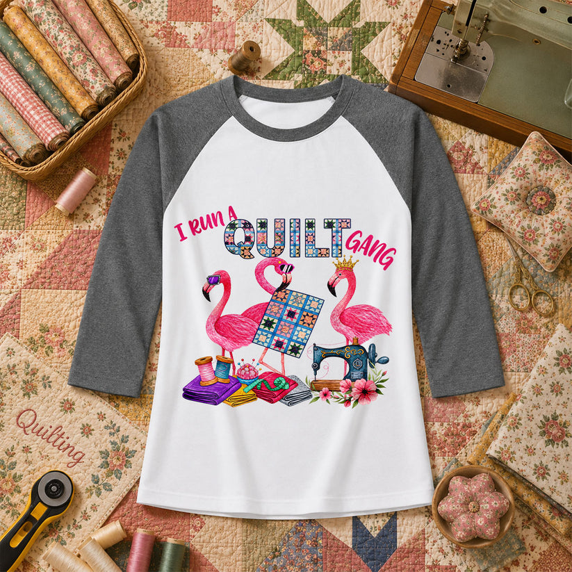 I Run A Quilt Gang Flamingos Raglan Sleeve - Deep Heather