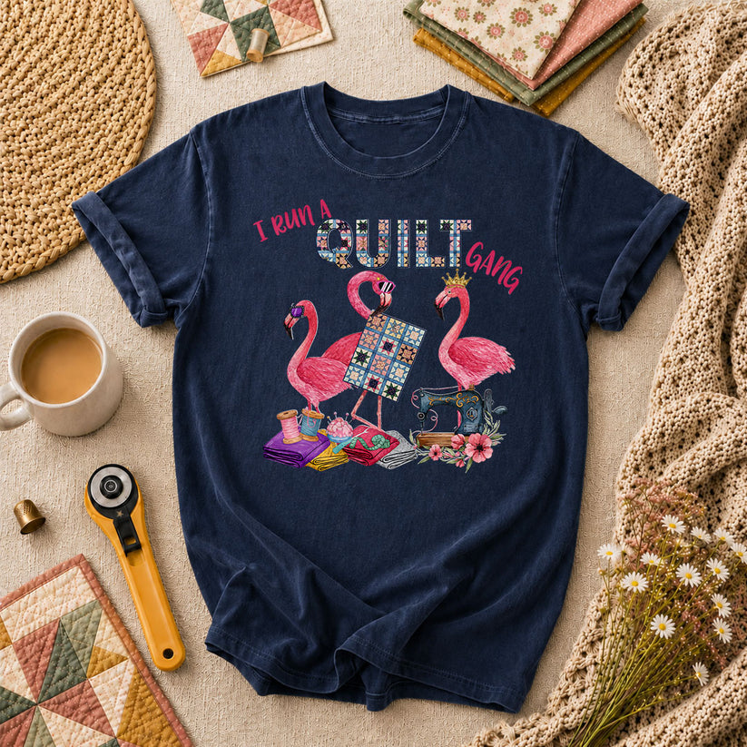 I Run A Quilt Gang Flamingos T-Shirt - Navy