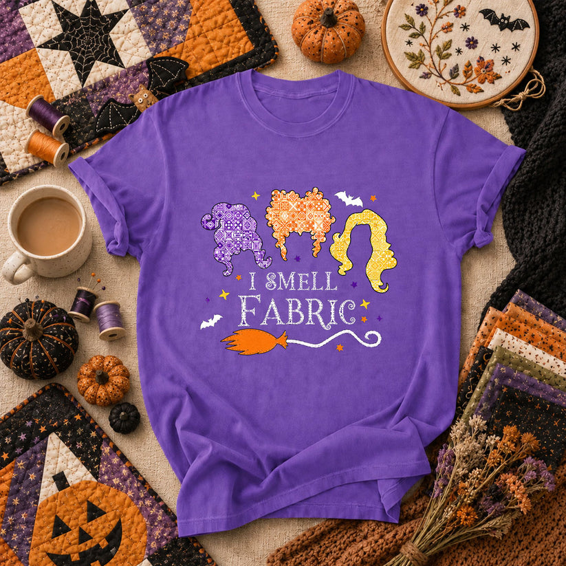 I Smell Fabric Witch Halloween T-Shirt - Heather Team Purple