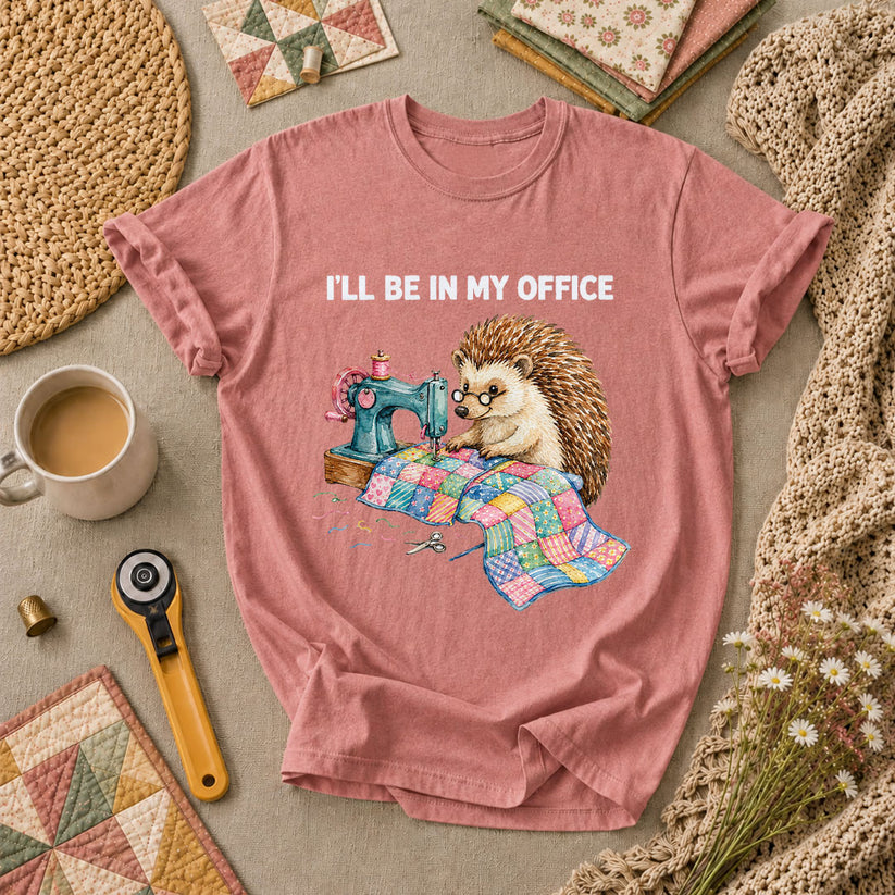 Ill Be In My Office Hedgehog Quilter T-Shirt - Heather Mauve