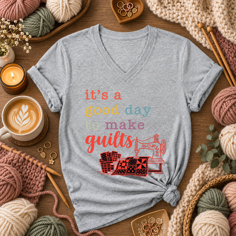It's A Good Day To Make Quilts Women's V-Neck - Athletic Heather