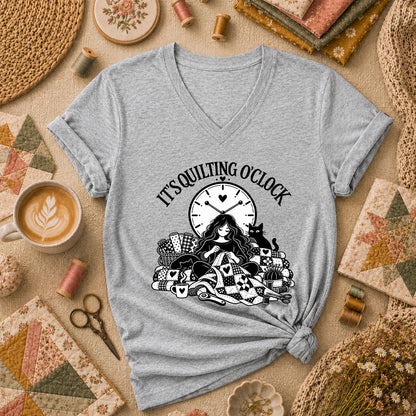 It's Quilting O'clock Cozy Night Women's V-Neck - Athletic Heather