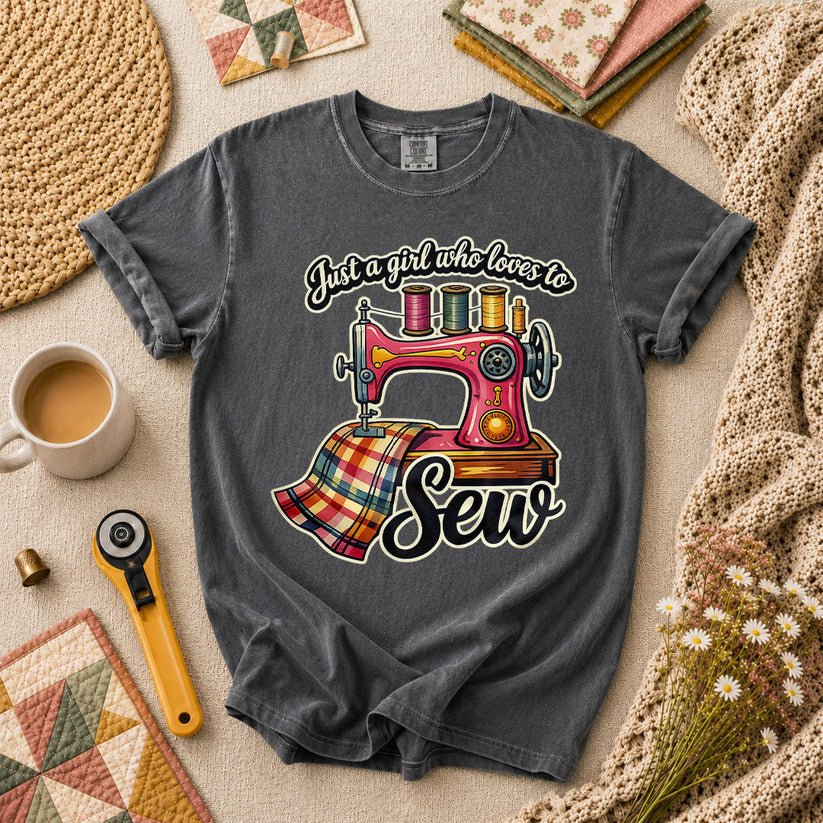 Just A Girl Who Loves To Sew T-Shirt - Grey