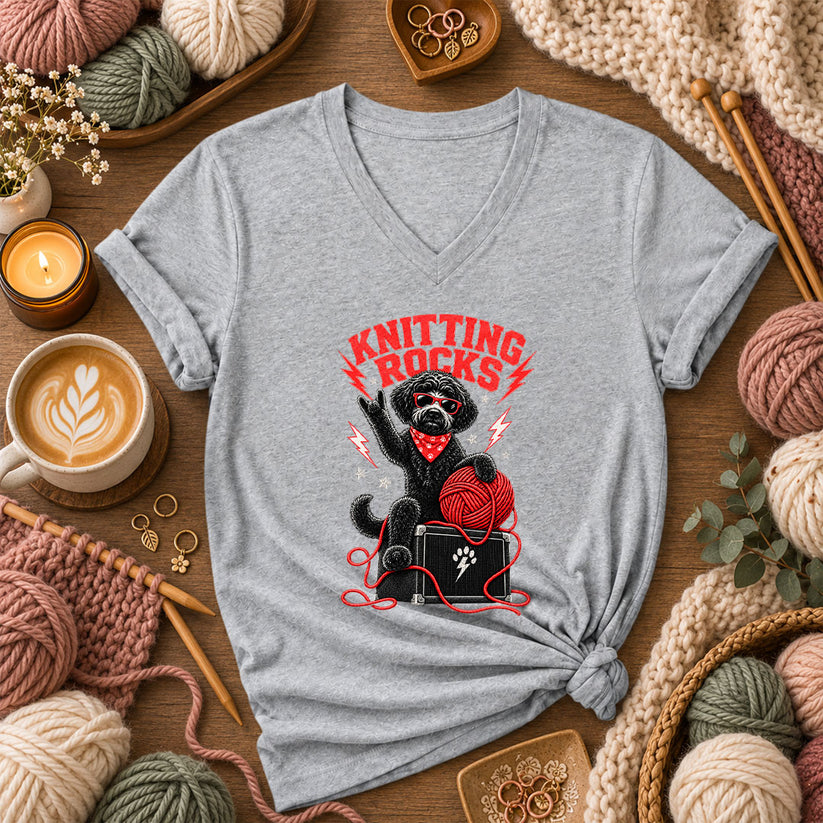 Knitting Rocks Doodle Dog Women's V-Neck - Athletic Heather