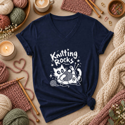 Knitting Rocks Grunge Black Cat Women's V-Neck - Navy