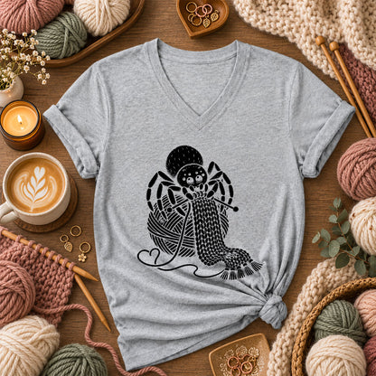 Knitting Spider With Yarn Ball Women's V-Neck - Athletic Heather