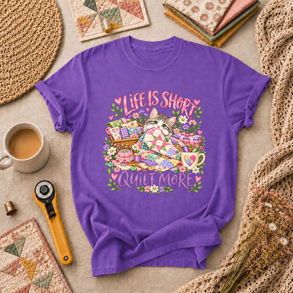 Life Is Short Quilt More Cat Kitten T-Shirt - Heather Team Purple