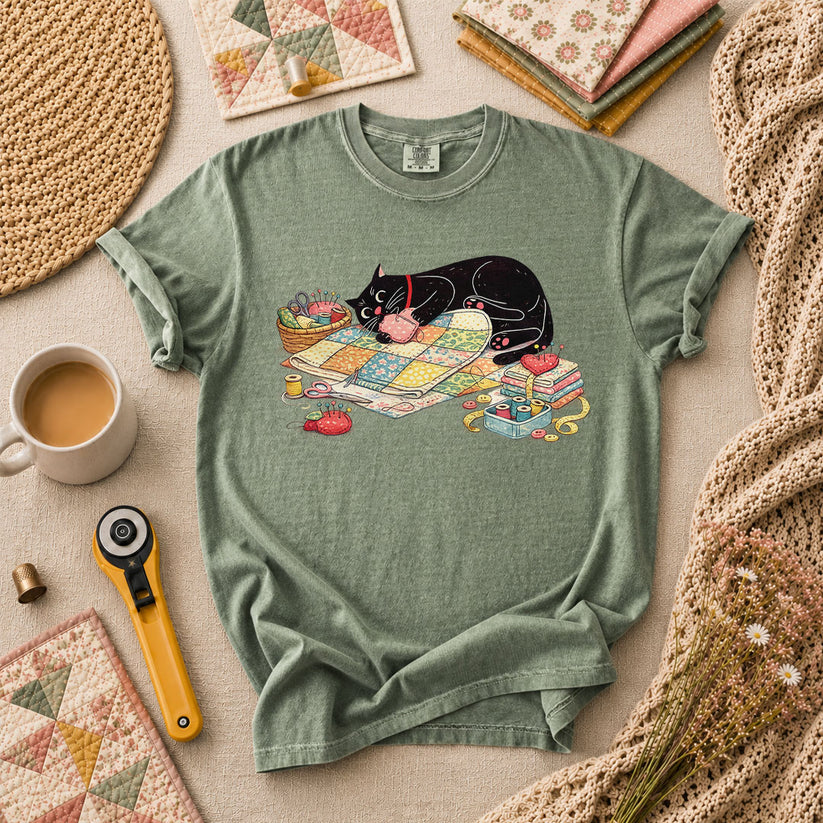 Meow Bite Sleeping Cat T-Shirt - Forest Green