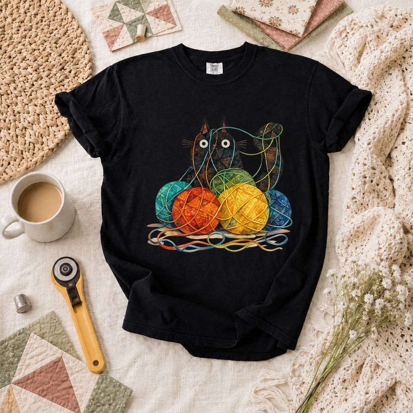 Meow Cat With Yarn Balls T-Shirt - Black