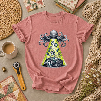 Octopus UFO Quilt Abduction Vintage Sketch T-Shirt - Heather Mauve