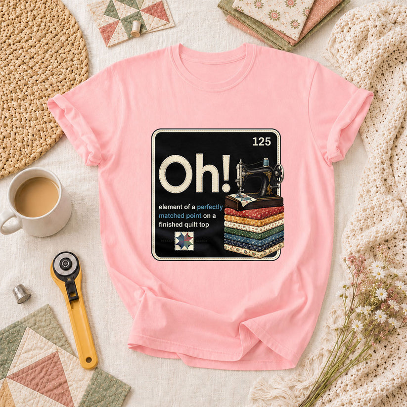 Oh Element Of A Perfectly Matched Point Quilter Periodic T-Shirt - Pink