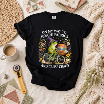 On My Way To Hoard Fabrics And Cause Chaos Frog T-Shirt - Black
