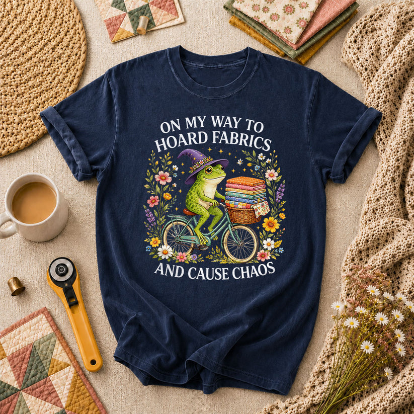 On My Way To Hoard Fabrics And Cause Chaos Frog T-Shirt - Navy