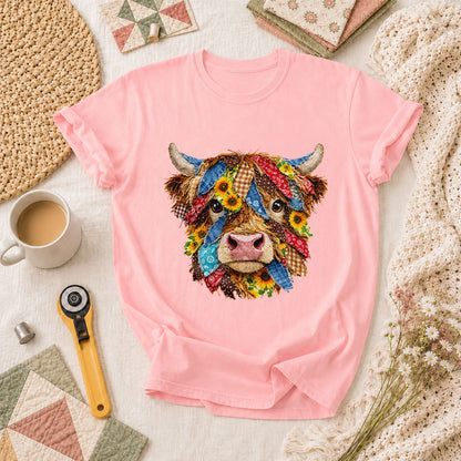 Patchwork Highland Cow Quilter T-Shirt - Pink