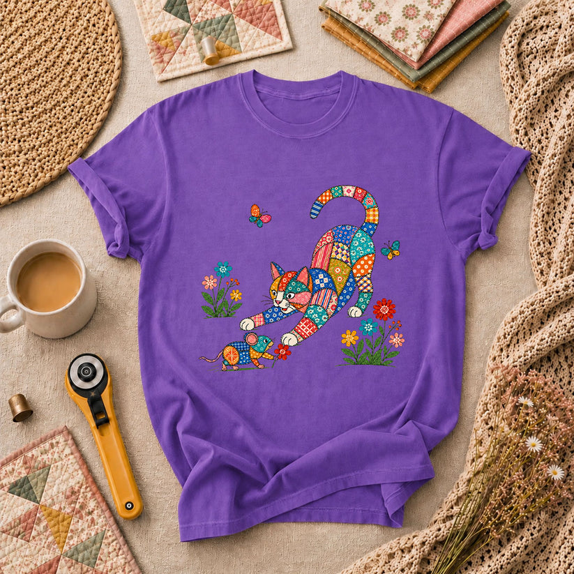 Patchwork Quilt Cat And Mouse T-Shirt - Heather Team Purple