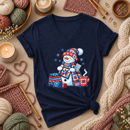 Patchwork Snowman Holding Quilt Block With Cocoa Women's V-Neck - Navy