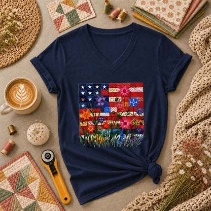 Patriotic American Flag Quilt Wildflowers Patchwork Women's V-Neck - Navy