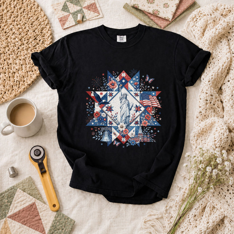 Patriotic Quilt Block Statue Of Liberty Floral T-Shirt - Black