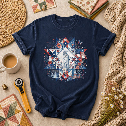 Patriotic Quilt Block Statue Of Liberty Floral T-Shirt - Navy