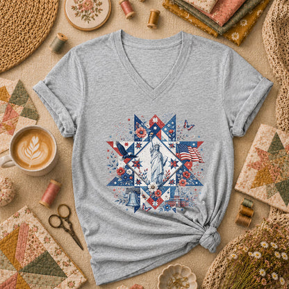 Patriotic Quilt Block Statue Of Liberty Floral Women's V-Neck - Sport Grey