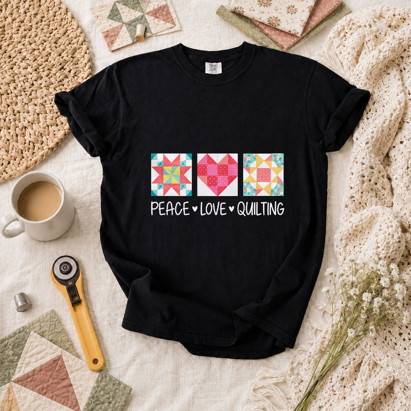 Peace Love Quilting Quilt Blocks Heart T-Shirt - Black