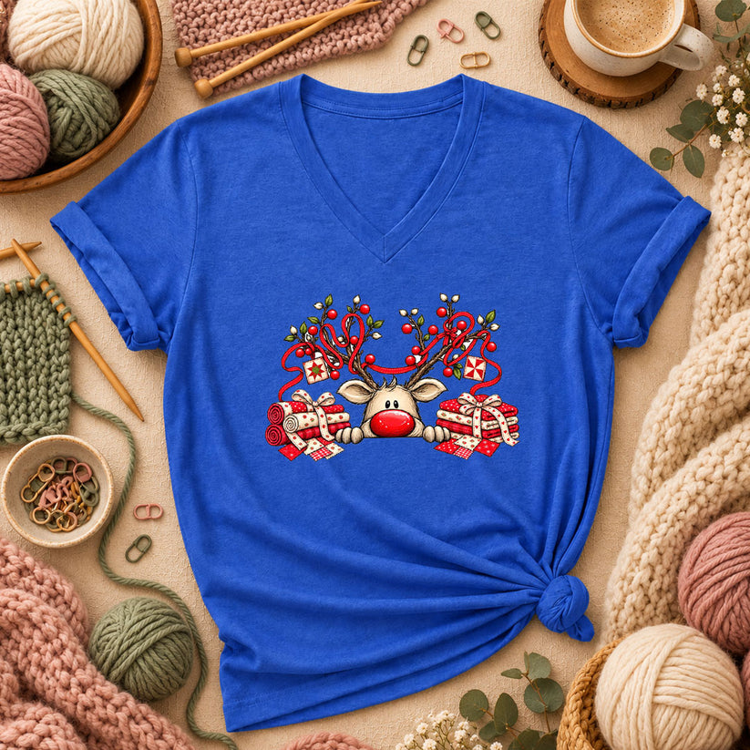 Peeking Red Nose Reindeer With Holly And Fat Quarters Women's V-Neck - Heather True Royal