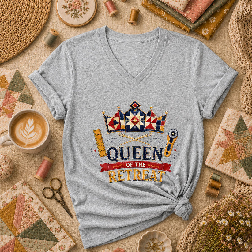 Queen Of The Retreat Quilter Women's V-Neck - Athletic Heather