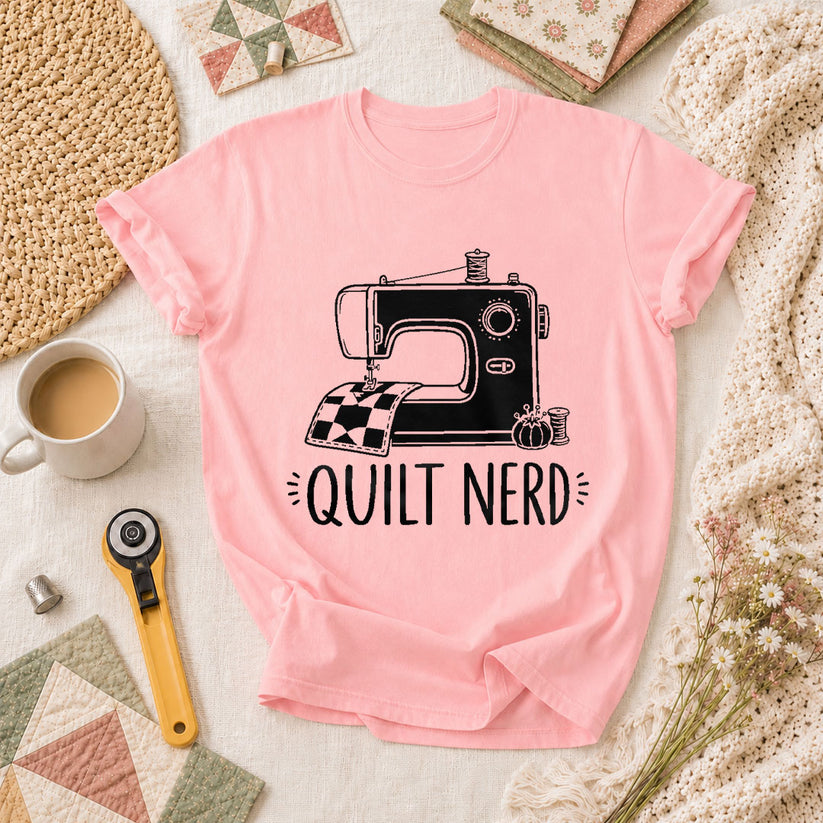 Quilt Nerd Vintage Sewing Machine Funny T-Shirt - Pink