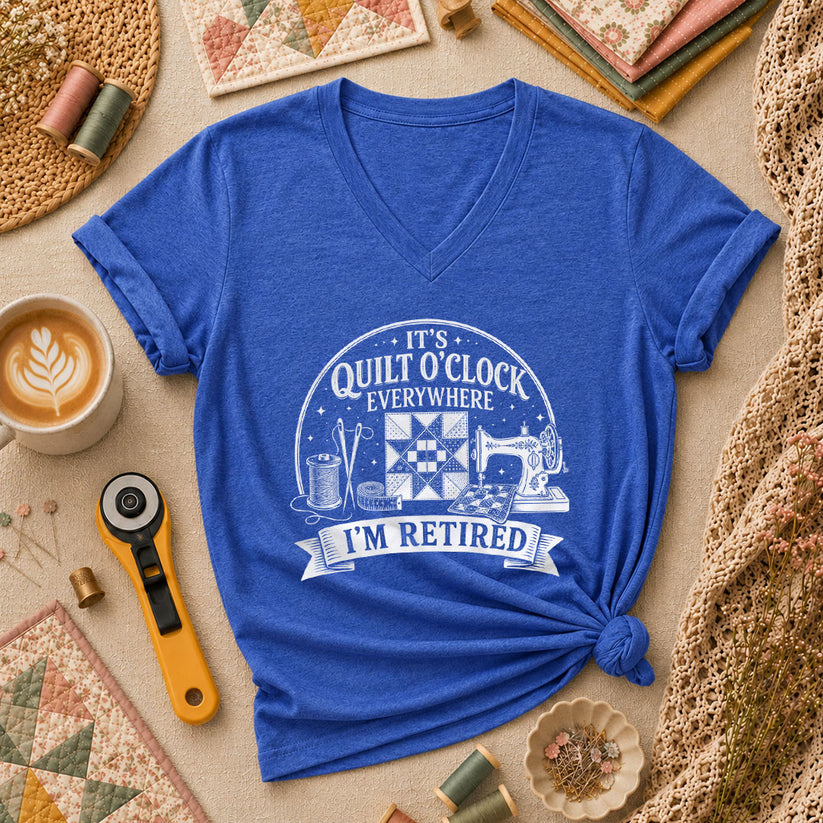 Quilt O Clock Everywhere Im Retired Women's V-Neck - Heather True Royal