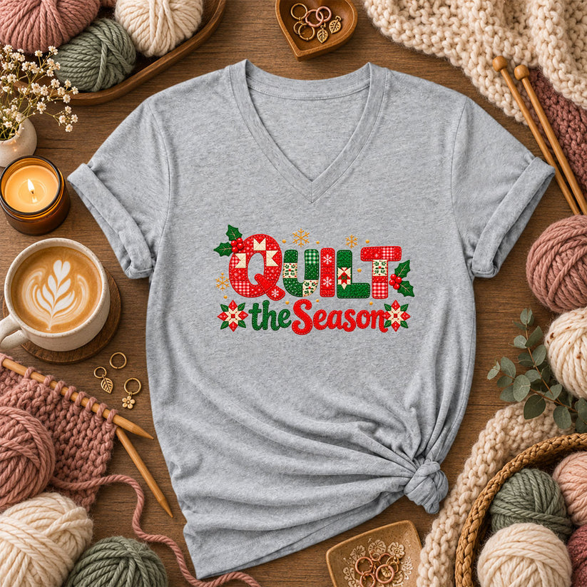 Quilt The Season Patchwork Holly And Poinsettias Women's V-Neck - Athletic Heather