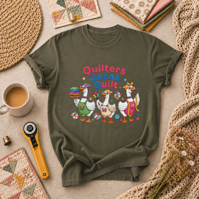 Quilters Gonna Quilt Three Ducks Quilting Trio T-Shirt - Military Green