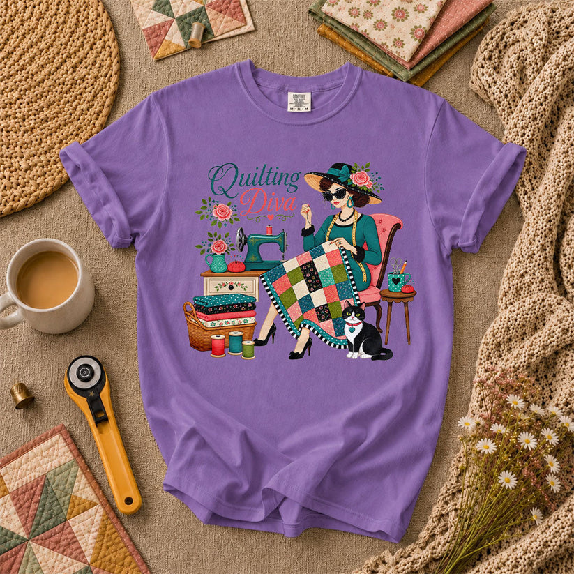 Quilting Diva Vintage Woman Cat Sewing T-Shirt - Heather Team Purple