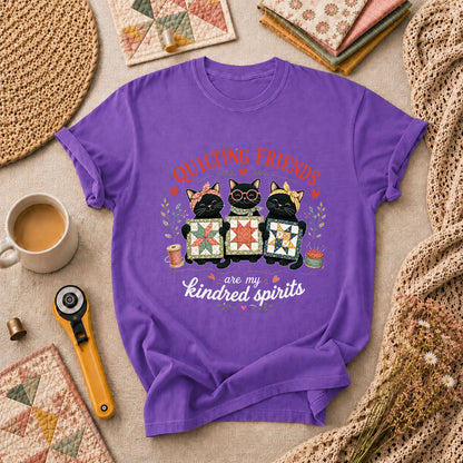 Quilting Friends Are My Kindred Spirits Cats T-Shirt - Heather Team Purple