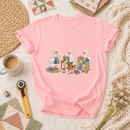 Quilting Geese Trio Vintage T-Shirt - Pink