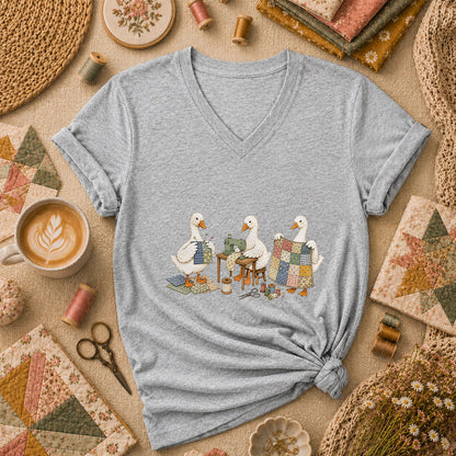 Quilting Geese Trio Vintage Women's V-Neck - Athletic Heather