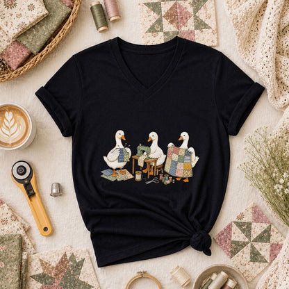 Quilting Geese Trio Vintage Women's V-Neck - Black
