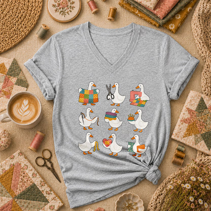 Quilting Goose Squad Trio Women's V-Neck - Athletic Heather