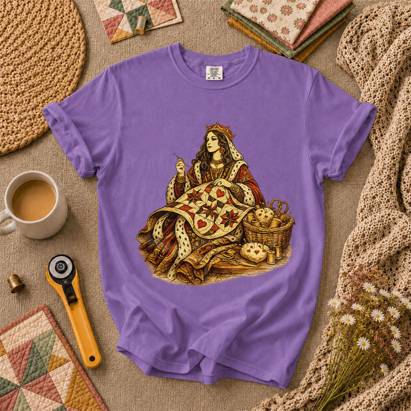 Quilting Queen Vintage T-Shirt - Heather Team Purple