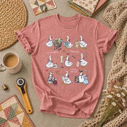 Sewing Ducks Fabric Is My Happy Place T-Shirt - Heather Mauve